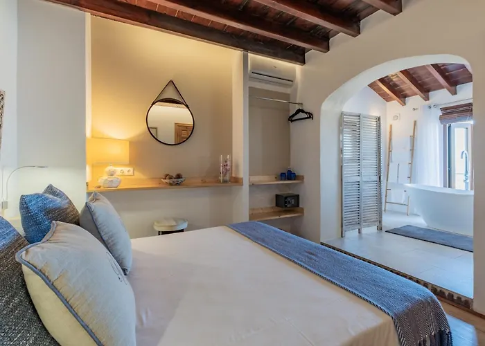 La Tartana Hotel Boutique